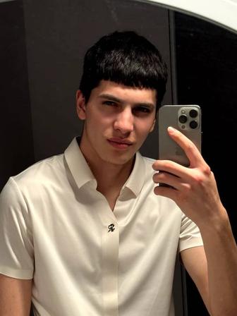 Официант / официантка