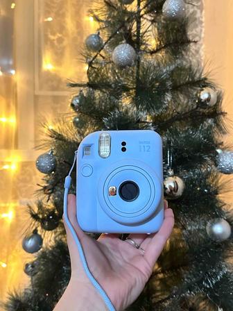 Новая версия самой популярной моментальной фотокамеры от Instax