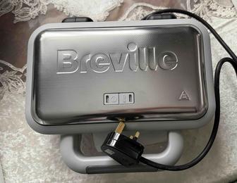 Вафельница Breville