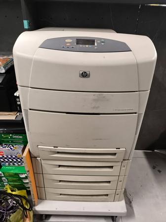 HP Color laserjet 5550hdn