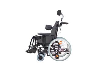 Многофункциональная инвалидная коляска DELUXE 400