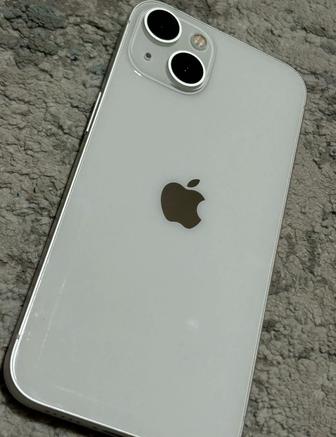 Продам IPhone 13