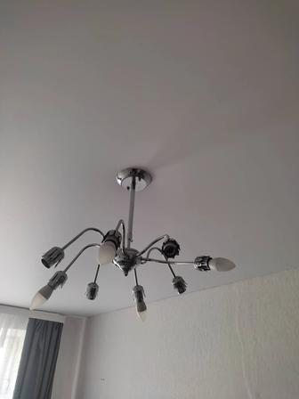 Отдам даром люстры