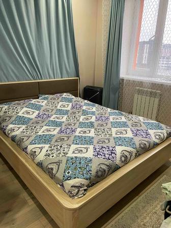 СРОЧНО! Продаю кровать с матрасом