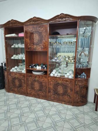 Продам сервант в хорошем состоянии