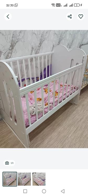 Кровать хорошее состояние почти новый все рабочие