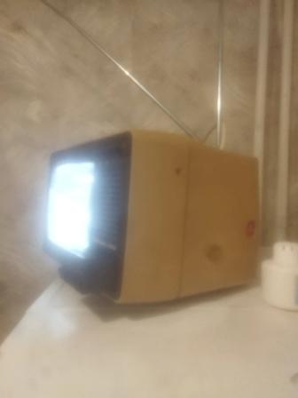 Продам раритет советский телевизор.