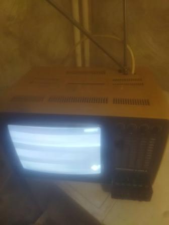 Продам раритет советский телевизор.