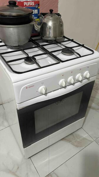 Продам газовую плиту. Б/у