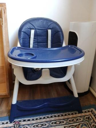 Детский стол