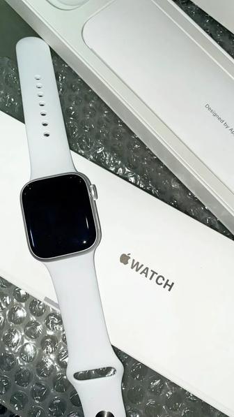 Apple Watch  8 41 мм (Б/у)