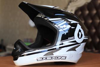 Велошлем FullFace SixSixOne