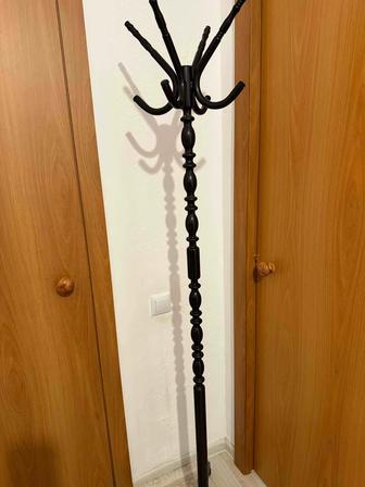 Продам напольную вешалку