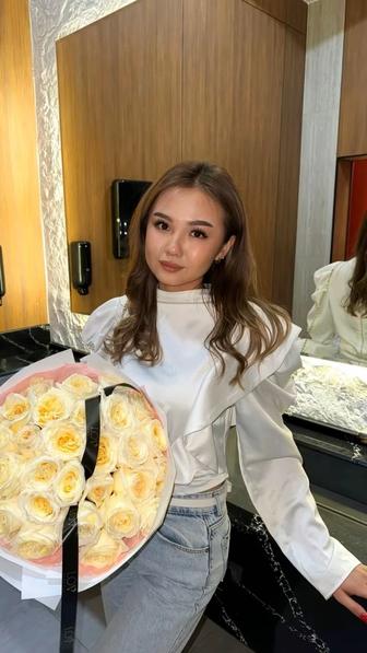 Мастер по наращиванию ресниц