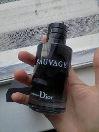 Продам духи диор