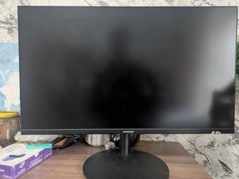 Монитор Samsung