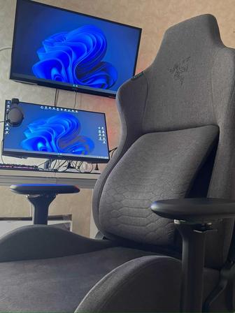 Кресло Razer iskur