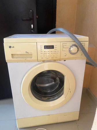 Продам стиральную машину LG