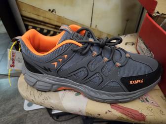 Мужские кроссовки