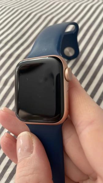 Apple Watch SE