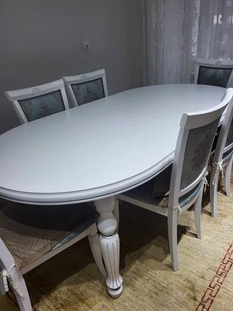 Стол раздвижной и 6 стульев
