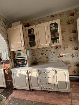 Кухонный шкаф