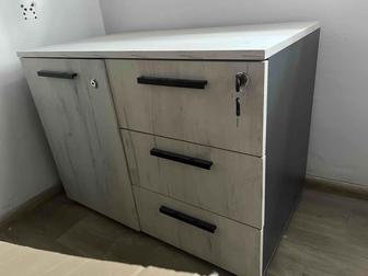 Продам тумбу (шкаф для офиса или дома)