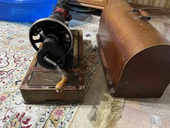 Продам швейную машину Раритет