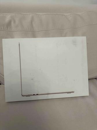 MacBook Air m2 15 8/256Gb New Non active