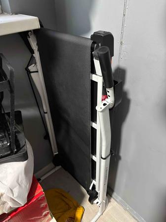 Беговая дорожка механическая