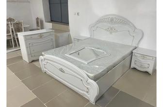 Продам кровать, тумбочка