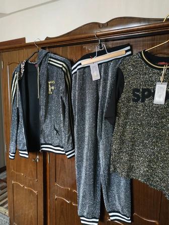 Спортивный костюм