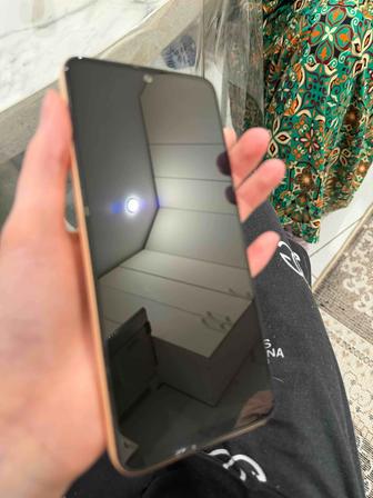 Продам Телефон