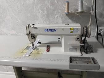 Швейная машинка