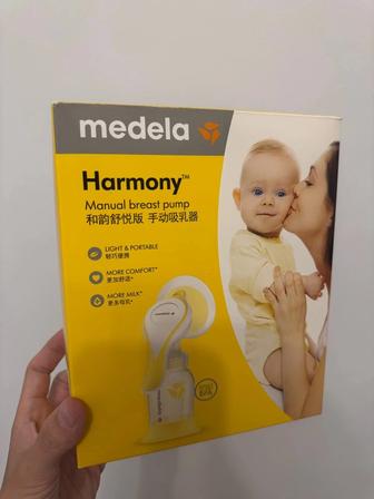 Молокоотсос Medela Harmony