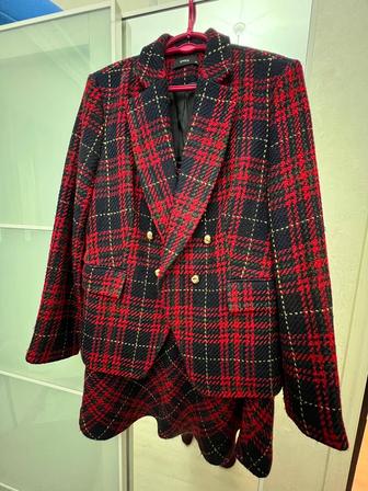 Костюм женский