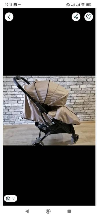 Коляска прогулочная