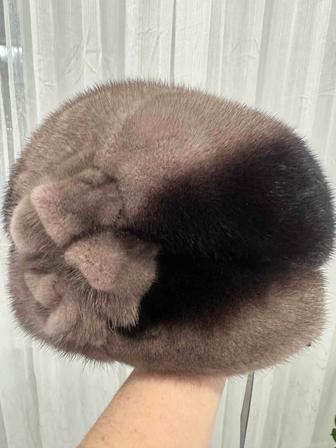 Продам женскую норковую шапку