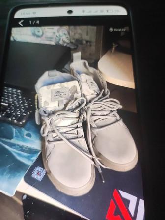 Продам осение батинки