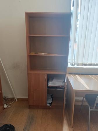 Продается столы шкафы