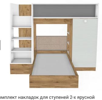 двухъярусная кровать с матрасами