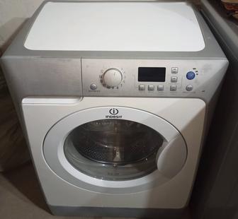 Продам стиральную машинку индезит