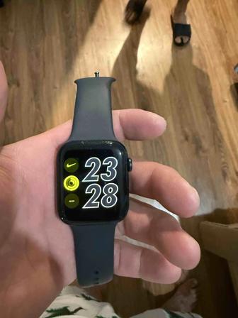 Apple Watch SE