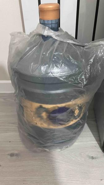 Бутылки карбоновые 19 л. для воды