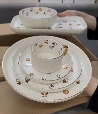 Посуда столовая, комплект