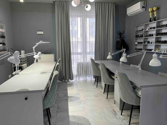 Сдам место в аренду в ногтевой студии