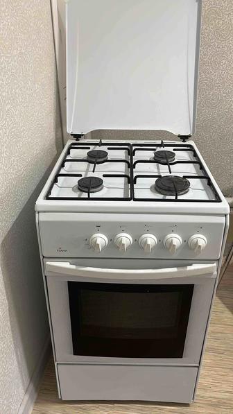 Продам газовую плиту