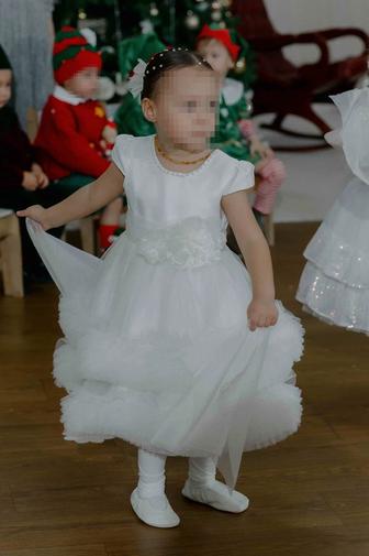 Платье на девочку