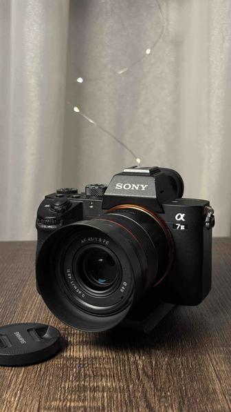Sony a7-III и объектив Samyang 45 f1.8 в хорошем состоянии.