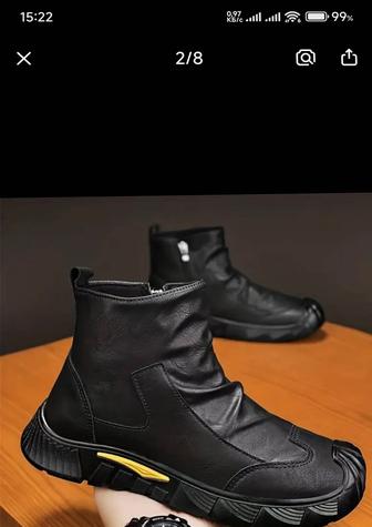 Продам ботинки
